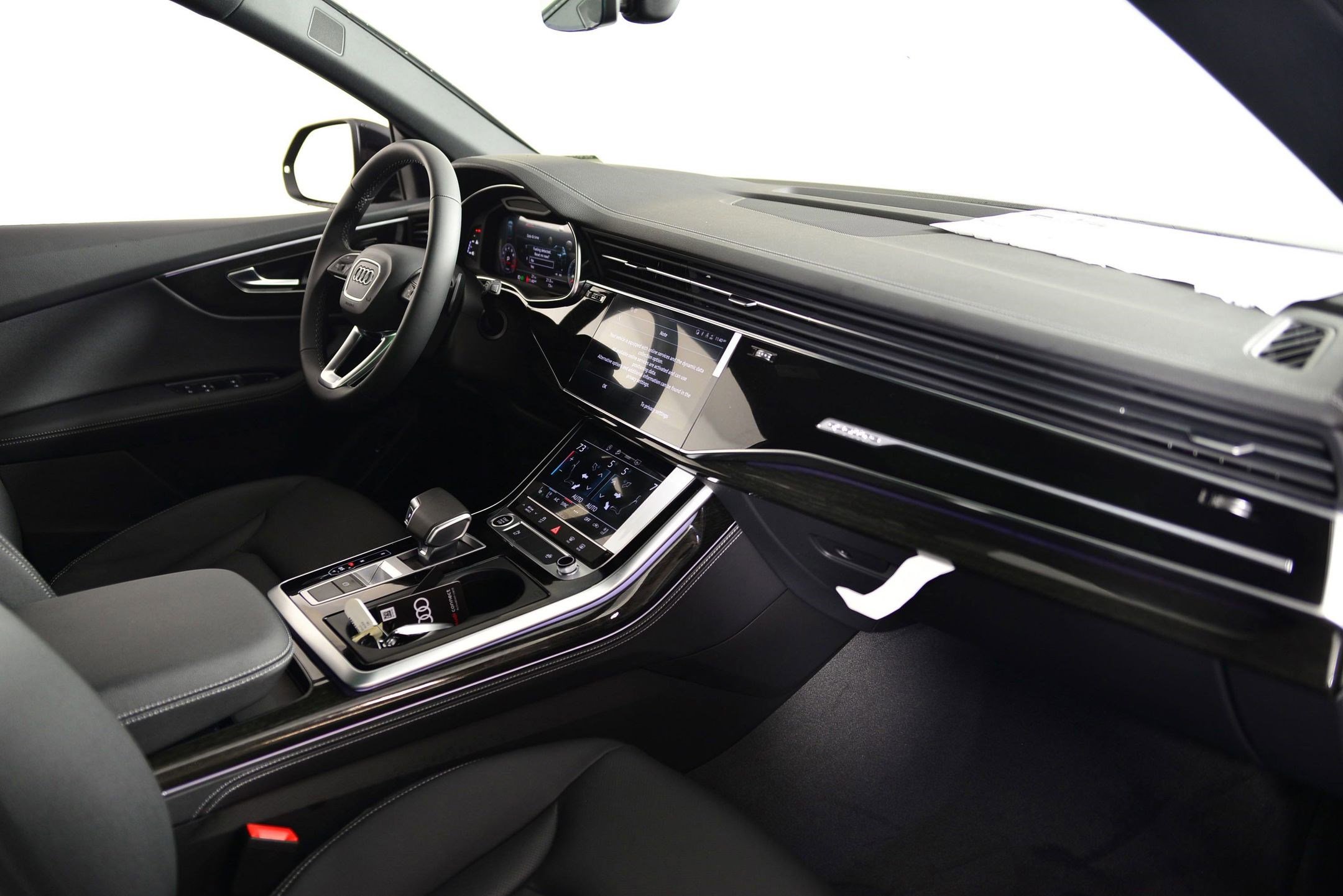 New 2025 Audi Q8 Premium Plus image 20