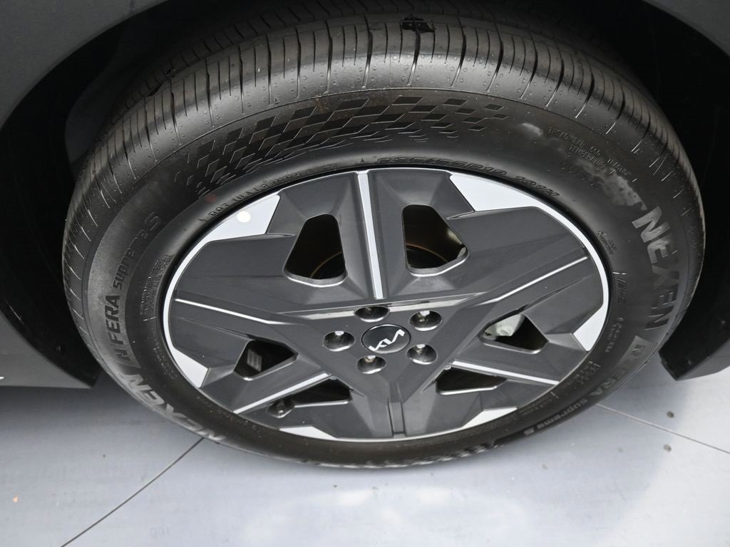 New 2025 Kia EV6 Light image 13