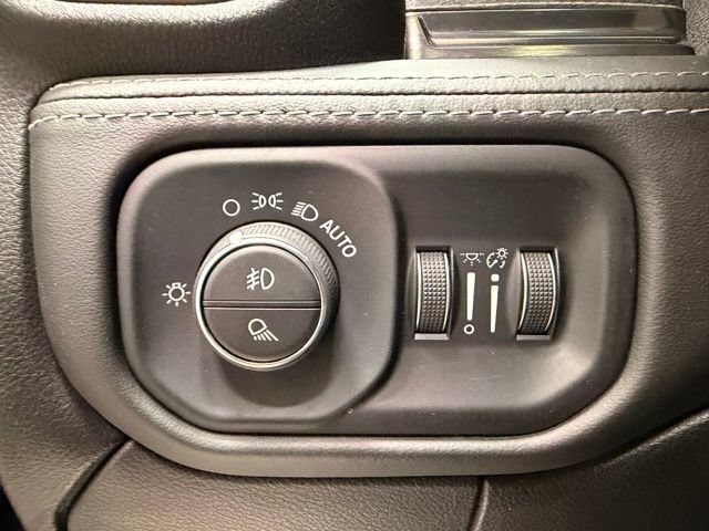 Used 2020 RAM 2500 Limited AWD/4WD image 25