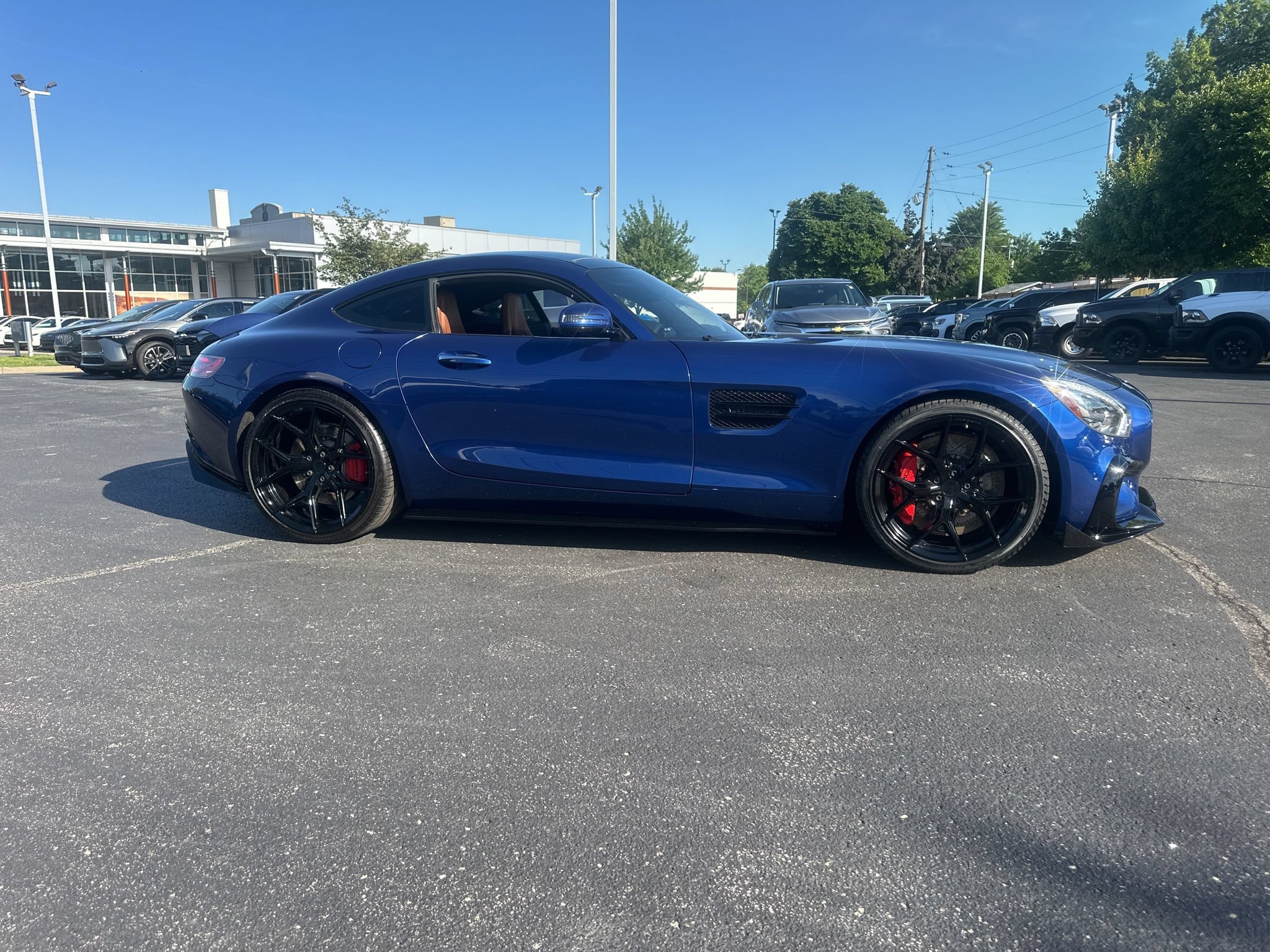Used 2016 Mercedes-Benz AMG GT S image 11