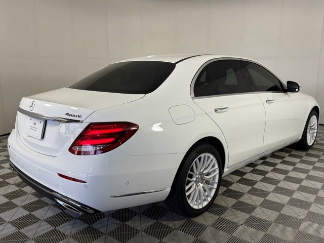 Used 2017 Mercedes-Benz E 300 4MATIC image 11
