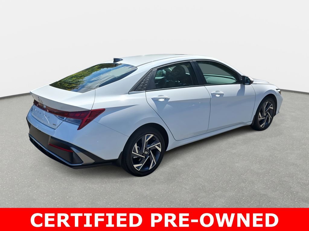 Used 2025 Hyundai Elantra Limited image 5