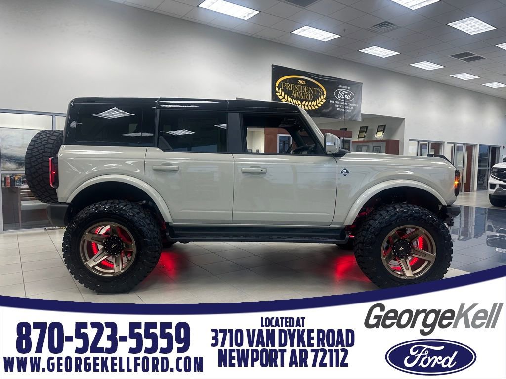 New 2025 Ford Bronco Outer Banks