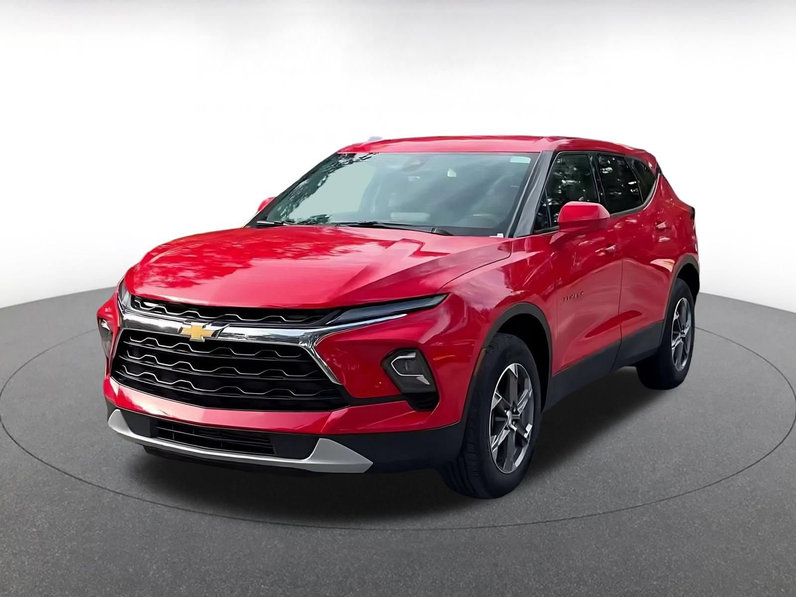 Used 2026 Chevrolet Blazer LT FWD image 6