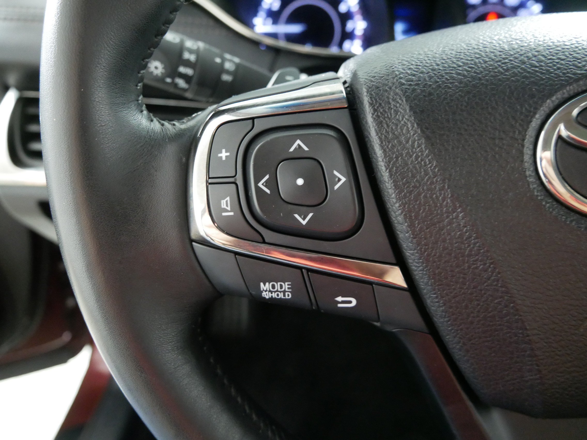 Used 2015 Toyota Avalon XLE Touring FWD image 27