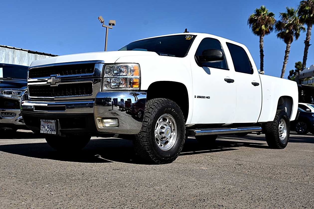 Used 2007 Chevrolet Silverado 2500 LT w/ 2LT Convenience Package
