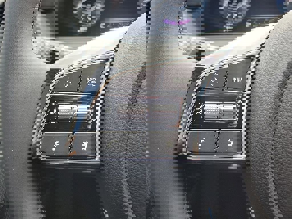 New 2026 Kia Seltos EX image 28