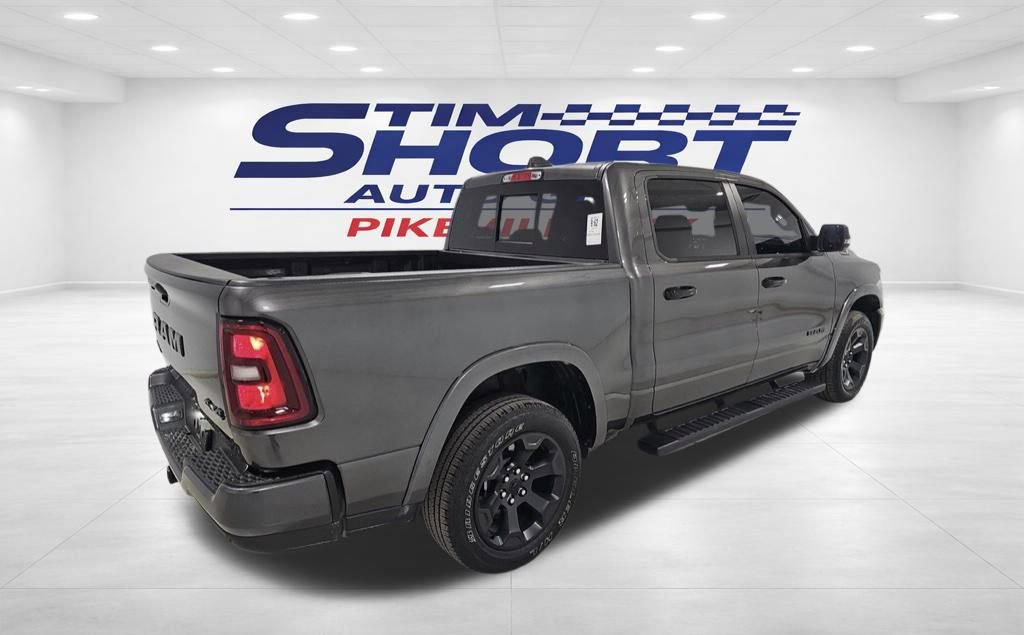 Used 2025 RAM 1500 Big Horn AWD/4WD image 5