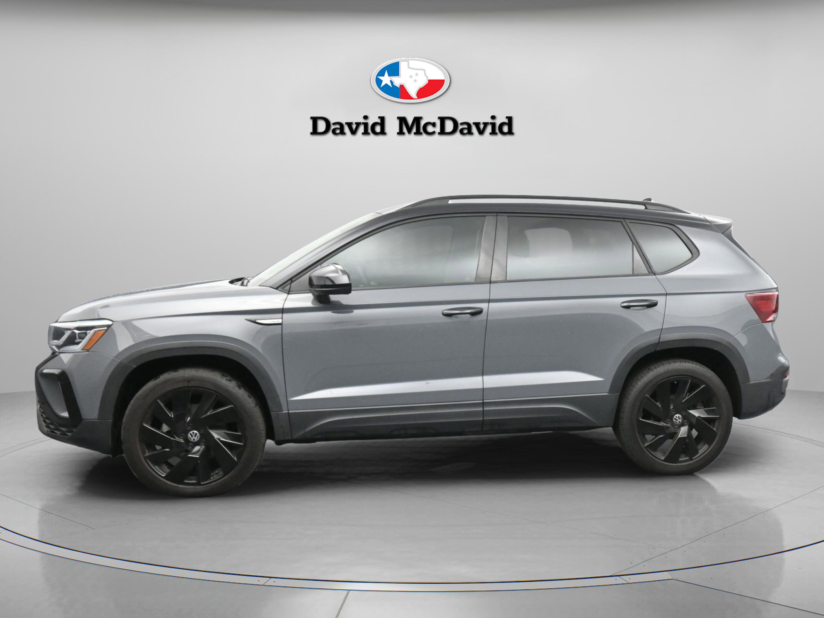 Used 2024 Volkswagen Taos SE image 6