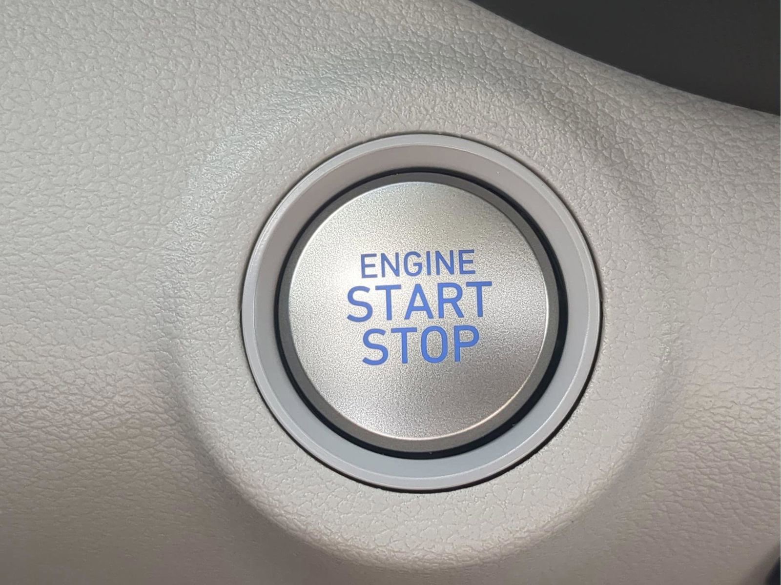 New 2026 Hyundai Venue SEL FWD image 33