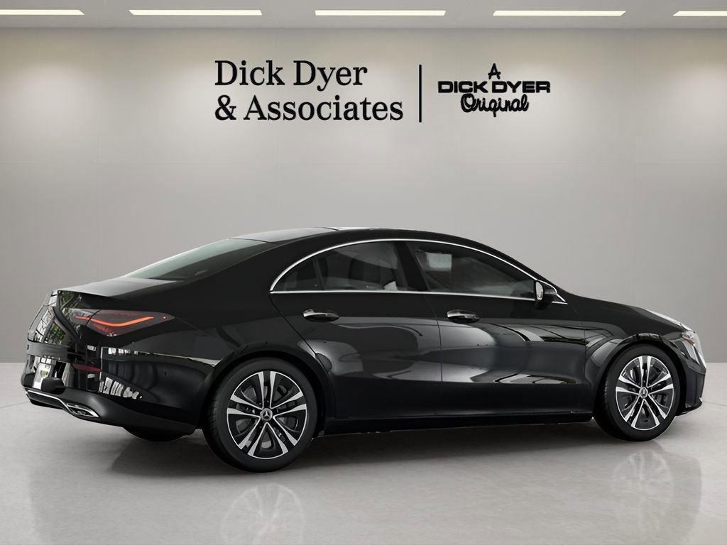 Used 2025 Mercedes-Benz CLA 250 image 10