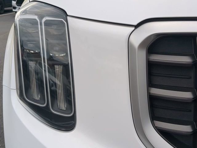 Used 2023 Kia Telluride S image 9