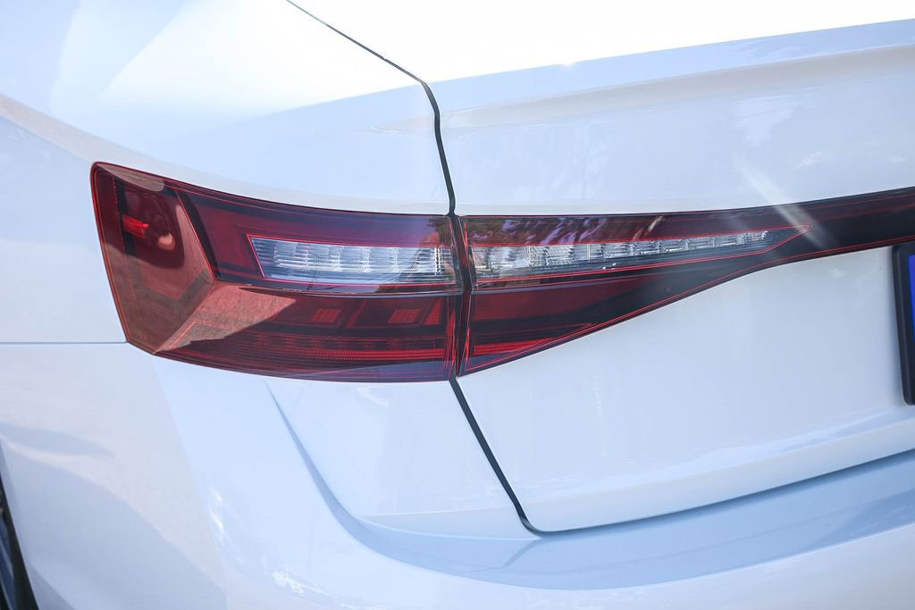 New 2026 Volkswagen Jetta SE image 9