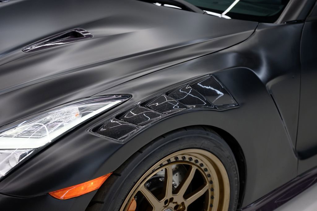 Used 2018 Nissan GT-R Premium image 6