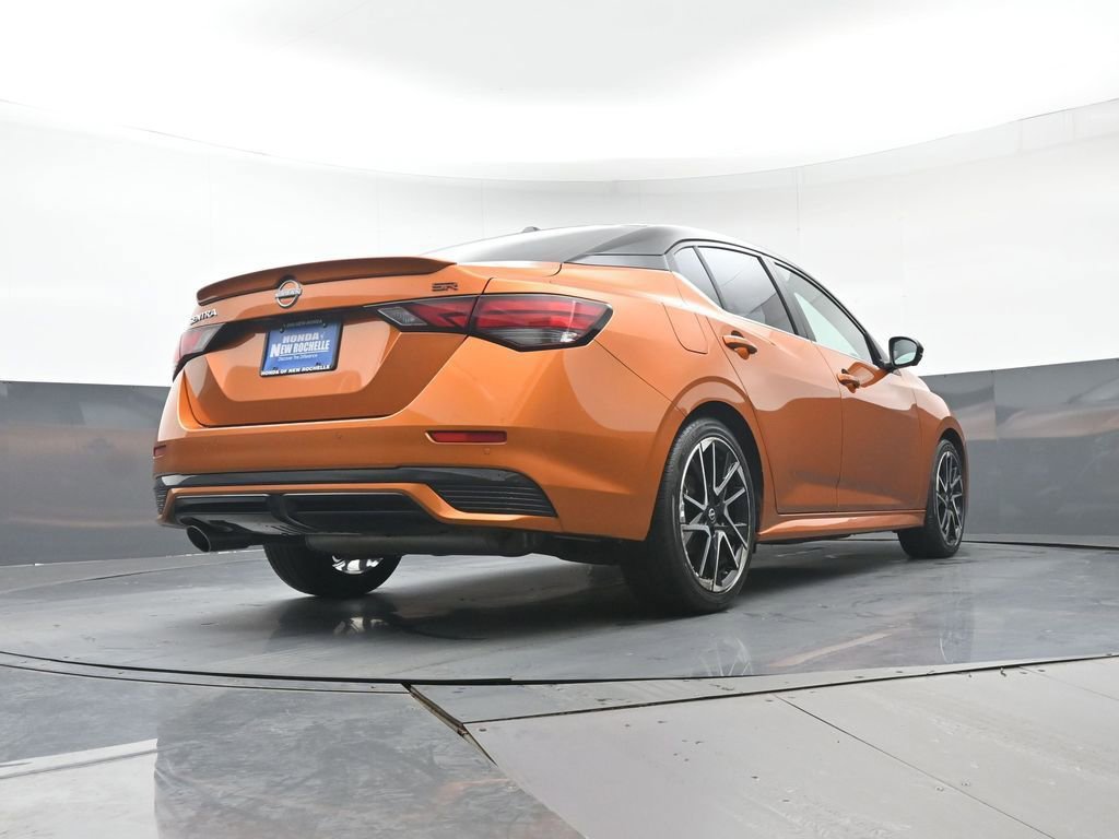 Used 2024 Nissan Sentra SR w/ SR Premium Package image 32