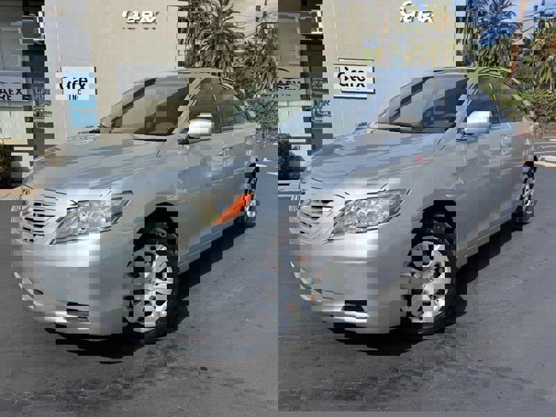 Used 2007 Toyota Camry LE FWD image 1
