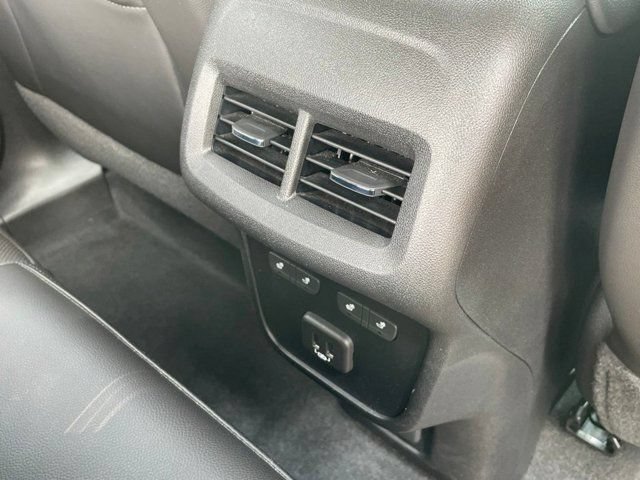 Used 2019 Chevrolet Equinox Premier AWD/4WD image 13