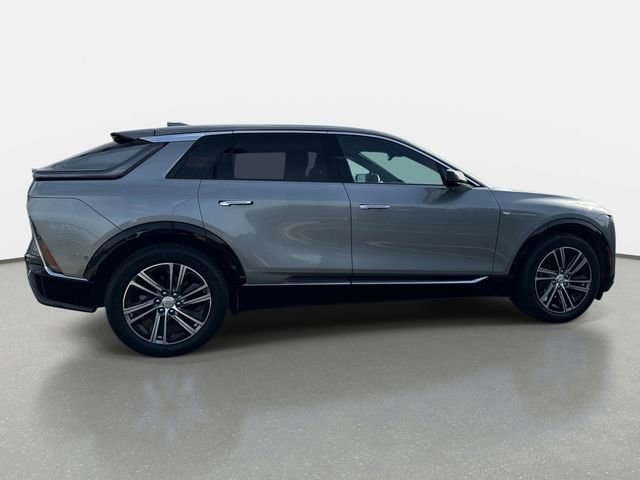 New 2025 Cadillac Lyriq Luxury w/ LPO, Floor Liner Package image 6