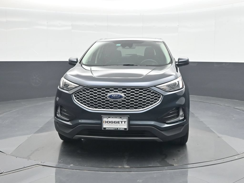 Used 2024 Ford Edge SEL w/ Convenience Package AWD/4WD image 2