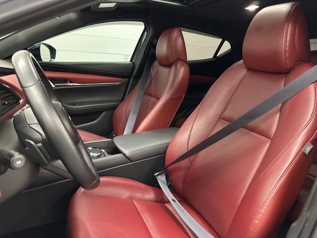 Certified 2023 MAZDA MAZDA3 Hatchback w/Premium Plus Pkg image 17