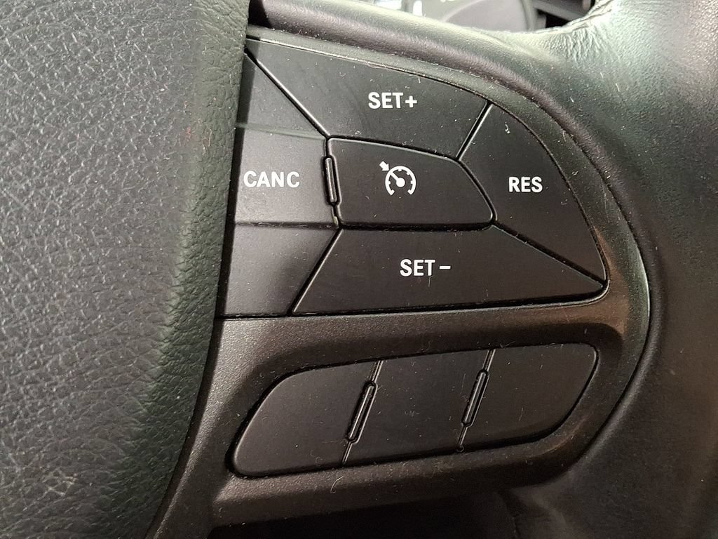 Used 2019 Jeep Cherokee Trailhawk w/ Cold Weather Group AWD/4WD image 21