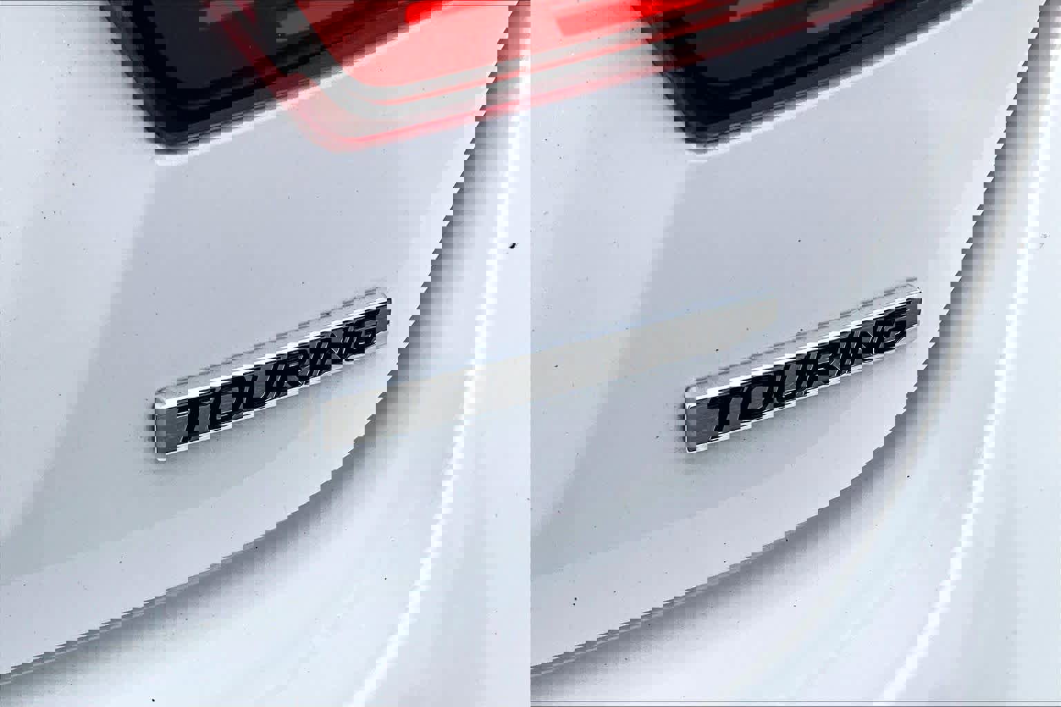 Used 2018 Honda Accord Touring image 9