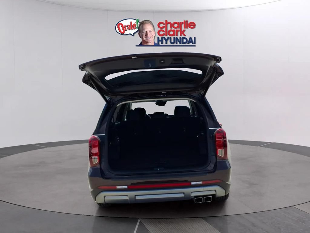 Used 2024 Hyundai Palisade SEL FWD image 19