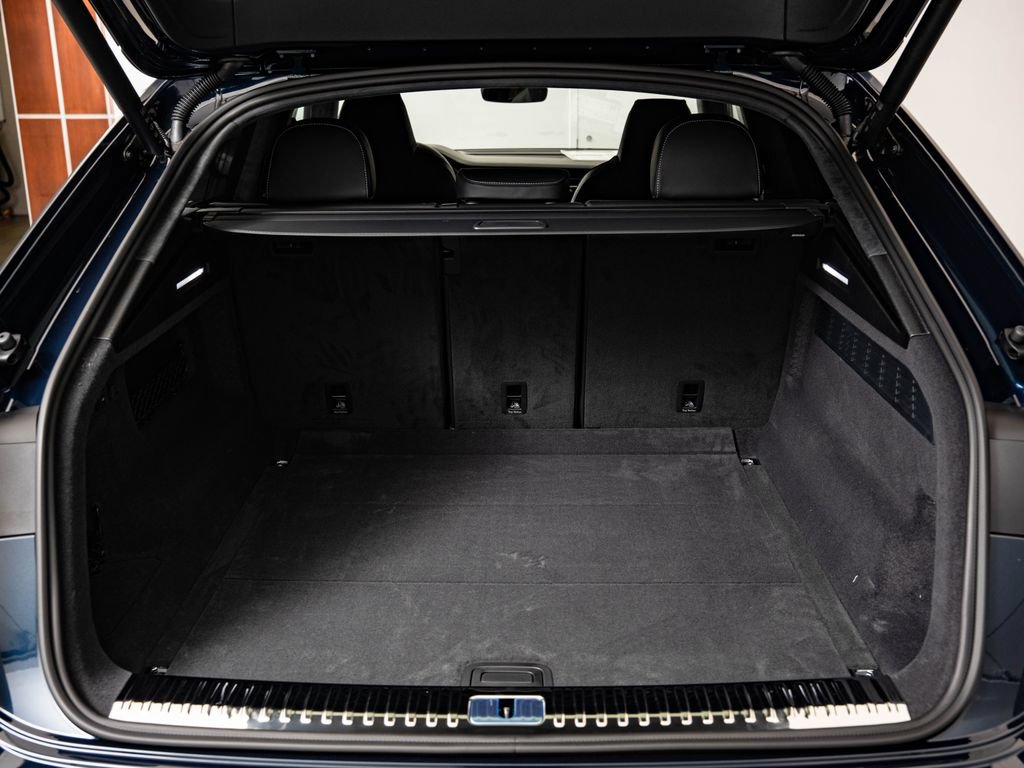 New 2026 Audi SQ8 Prestige AWD/4WD image 21