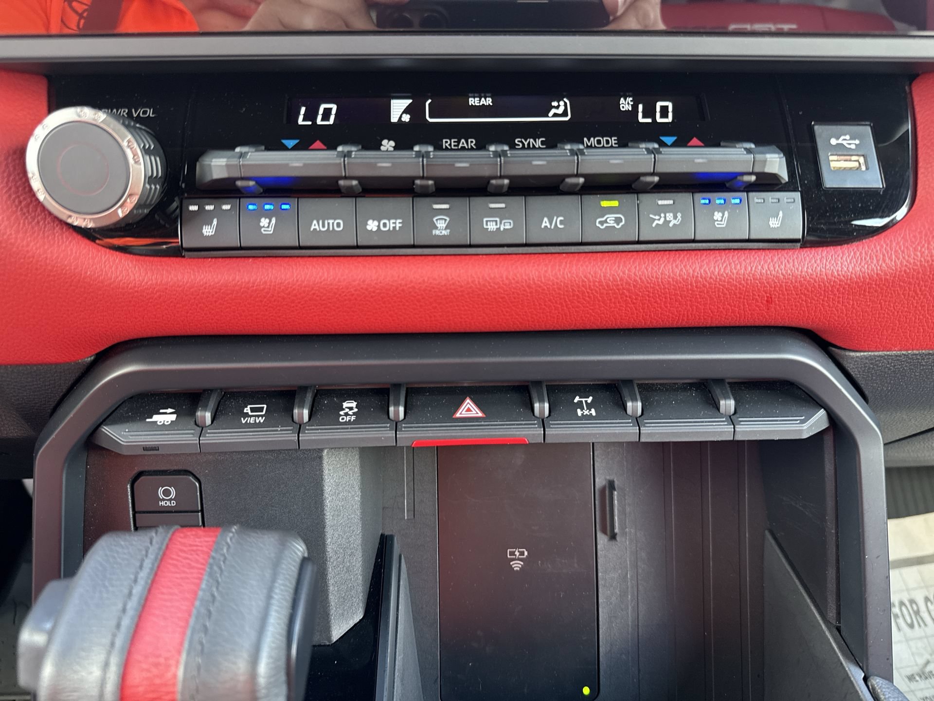 Certified 2025 Toyota Sequoia TRD Pro AWD/4WD image 17