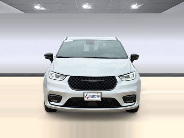 New 2026 Chrysler Pacifica Select w/ S Appearance Package FWD image 6