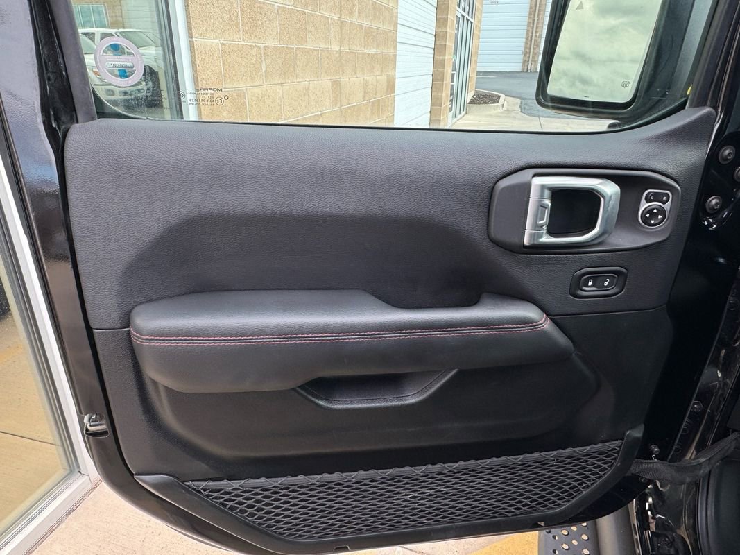 Used 2020 Jeep Wrangler Unlimited Rubicon w/ Advanced Safety Group AWD/4WD image 21