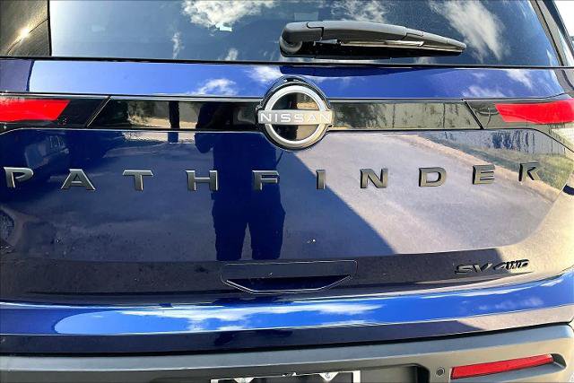 Certified 2022 Nissan Pathfinder SV w/ SV Premium Package AWD/4WD image 10