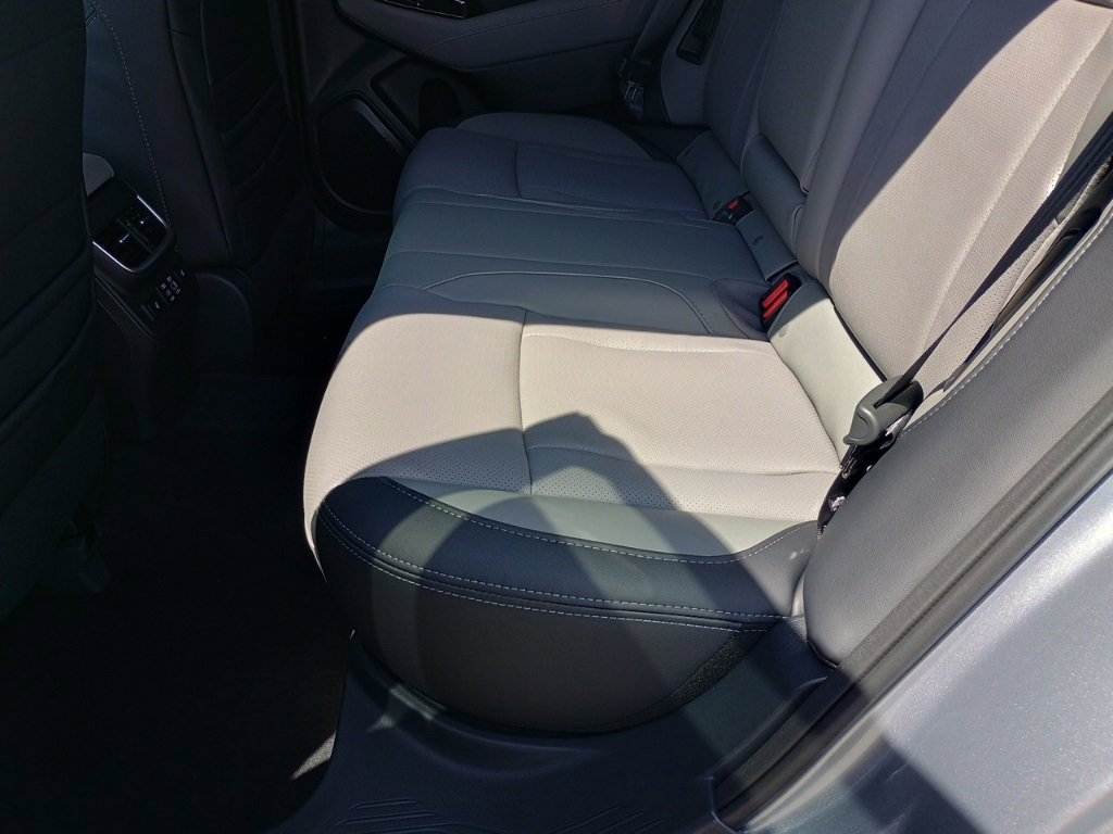 New 2025 Subaru Outback Limited image 13