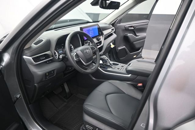 New 2026 Toyota Highlander XLE AWD/4WD image 4