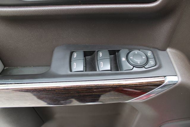 Used 2019 GMC Sierra 1500 SLE w/ SLE Value Package AWD/4WD image 13