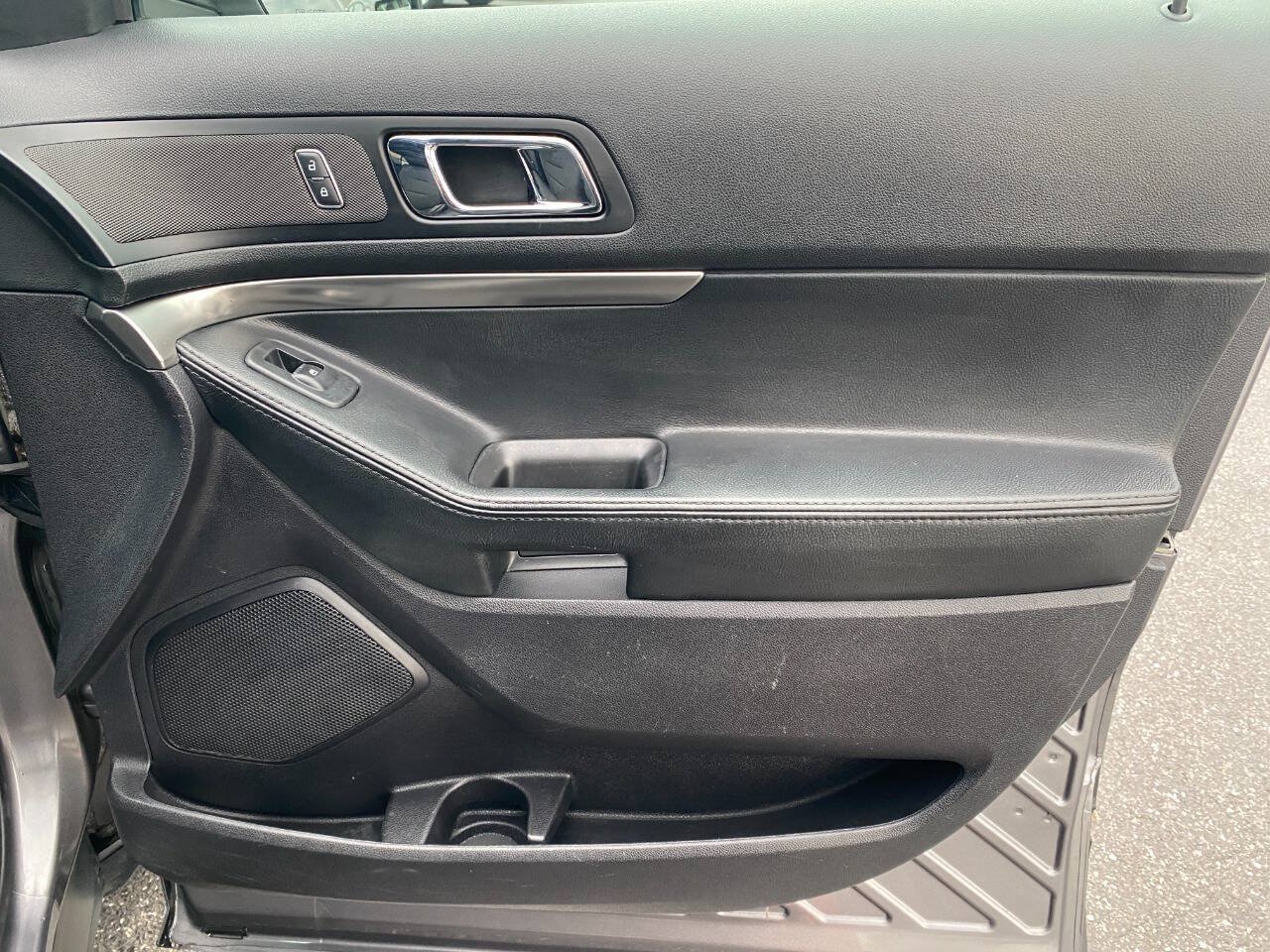 Used 2019 Ford Explorer 4WD Police Interceptor w/ Ready For The Road Package image 27