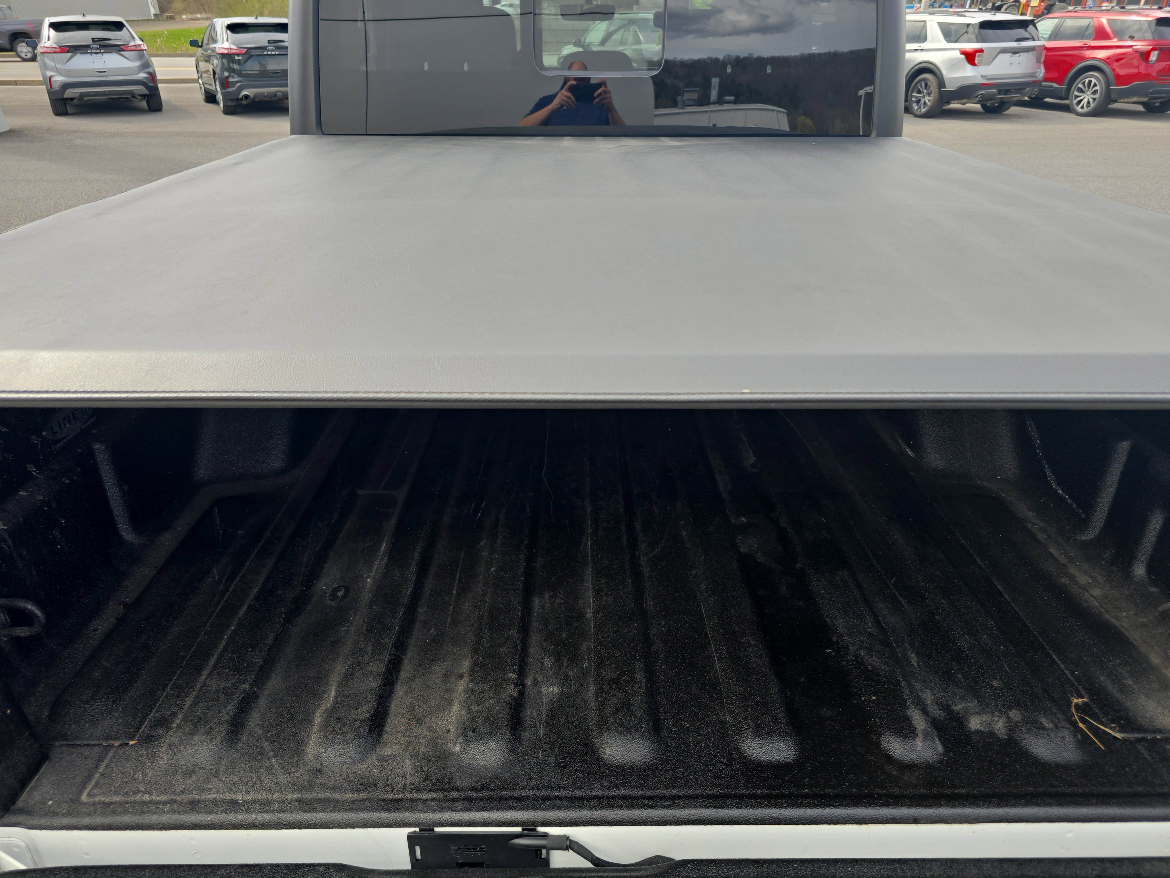 Used 2023 Jeep Gladiator Overland w/ Cold Weather Group image 5