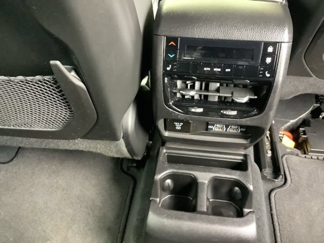 Used 2023 Jeep Grand Cherokee L Overland AWD/4WD image 16