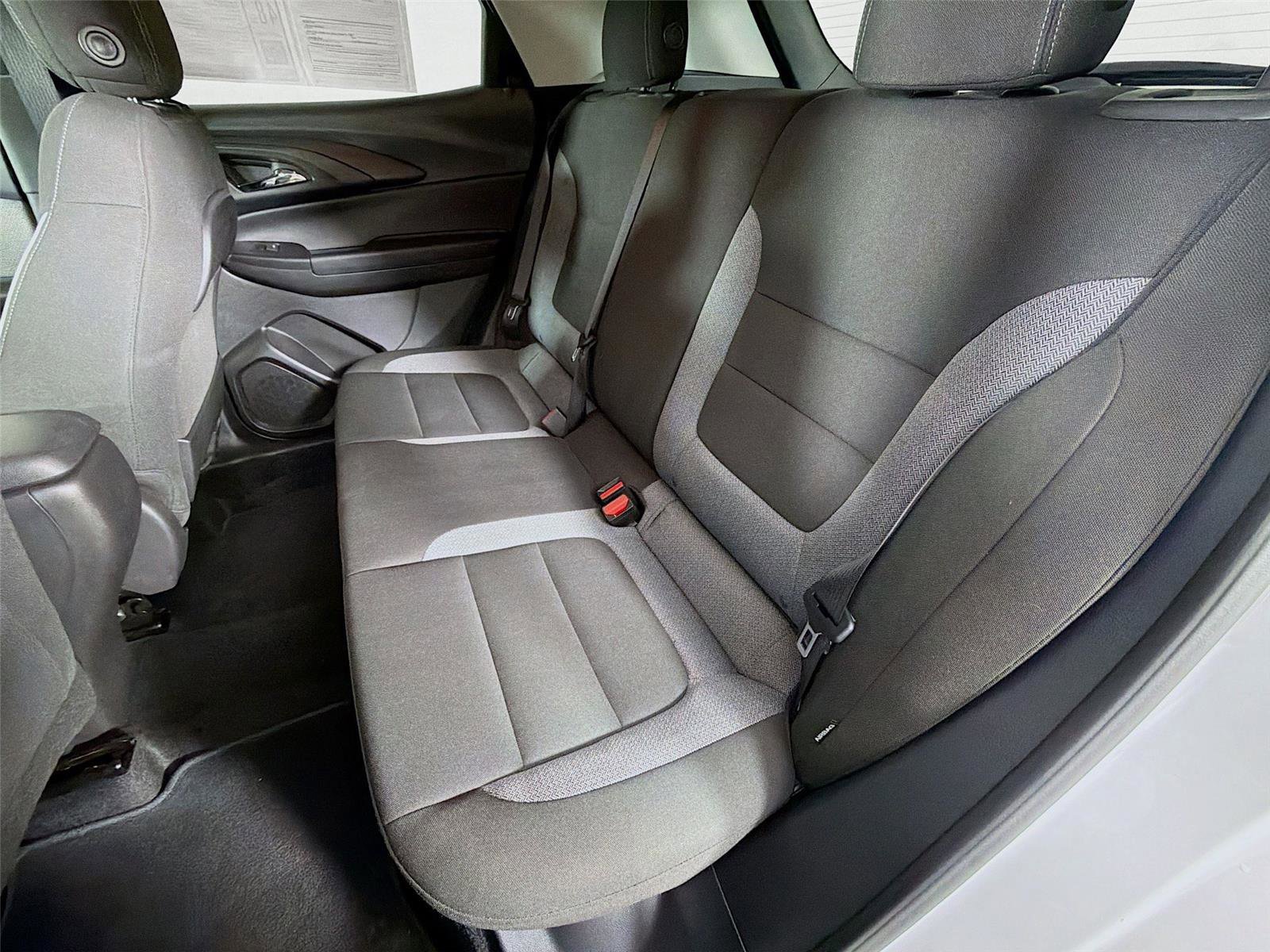 Used 2025 Chevrolet TrailBlazer LT w/ Driver Confidence Package image 20