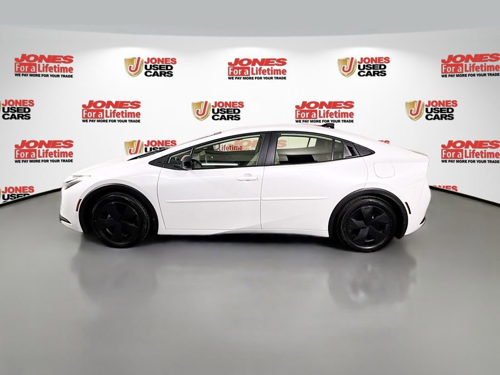 Used 2026 Toyota Prius LE image 12