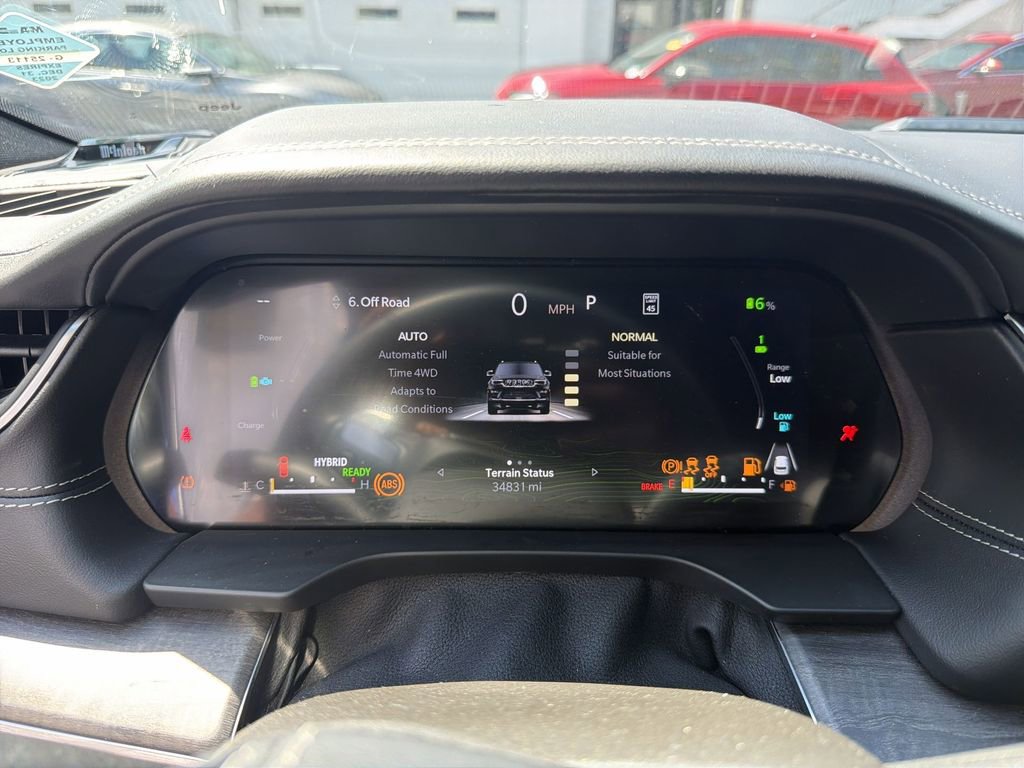 Used 2022 Jeep Grand Cherokee Overland w/ Advanced Protech Group III image 25