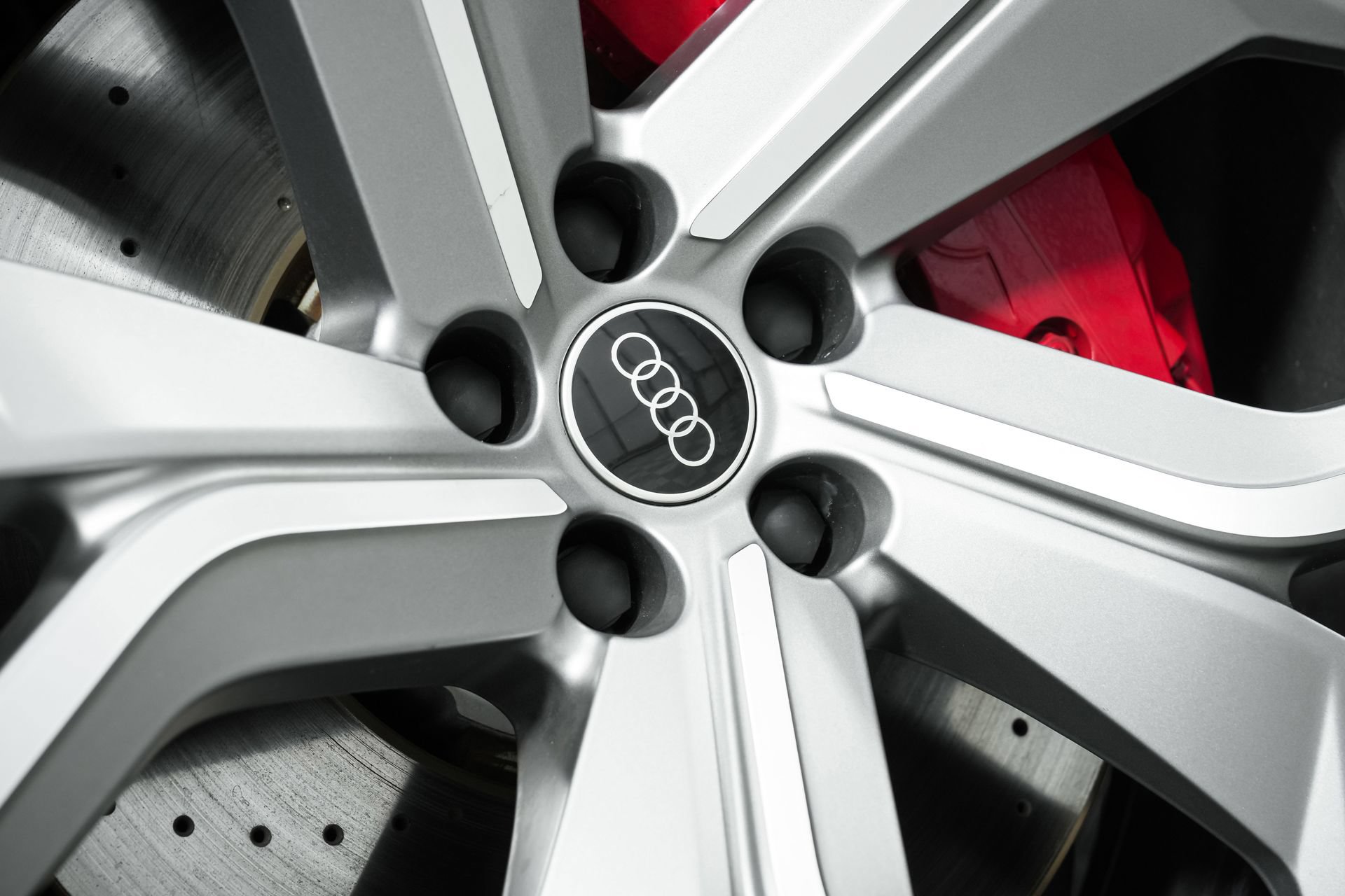 Used 2024 Audi RS Q8 AWD/4WD image 39