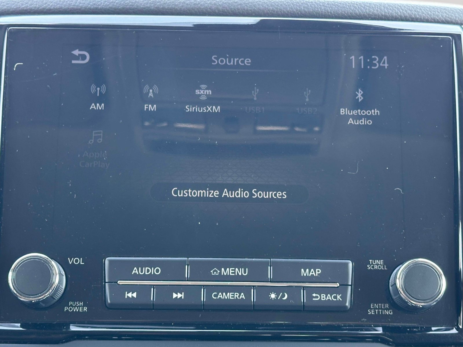 Used 2020 Nissan Titan SV w/ SV Convenience Package image 8