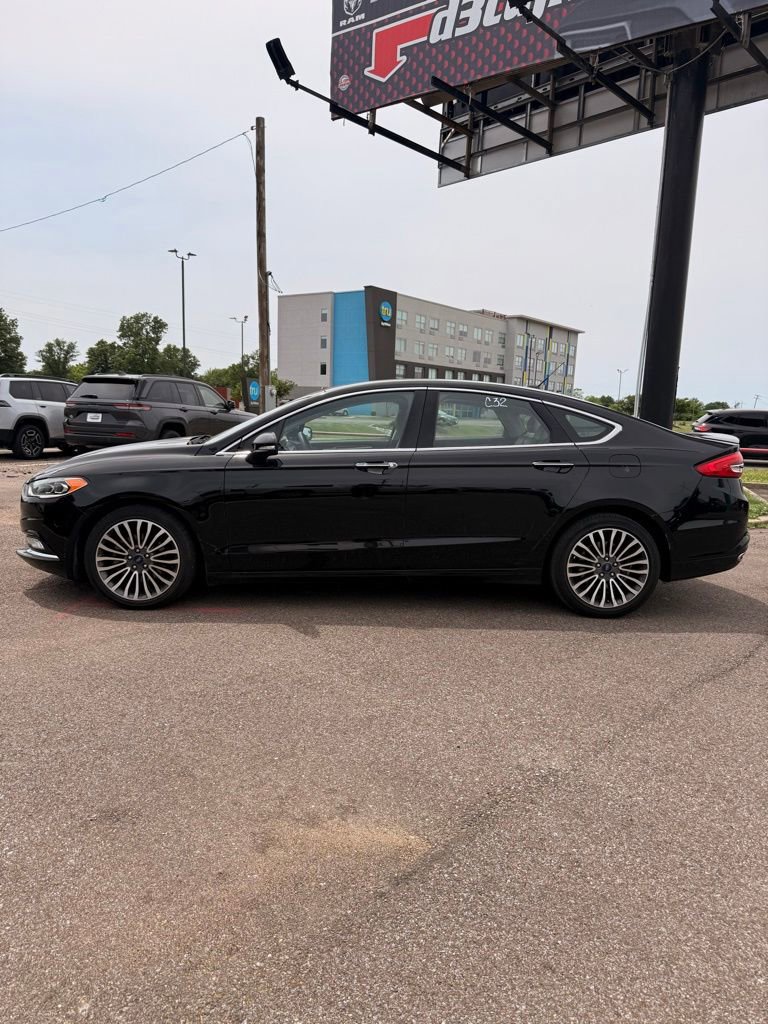 Used 2018 Ford Fusion Titanium AWD/4WD image 3