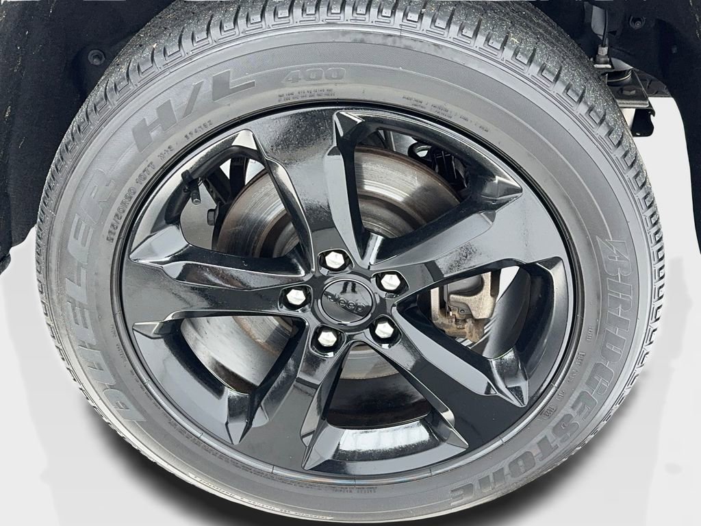 Used 2023 Jeep Grand Cherokee L Laredo AWD/4WD image 58