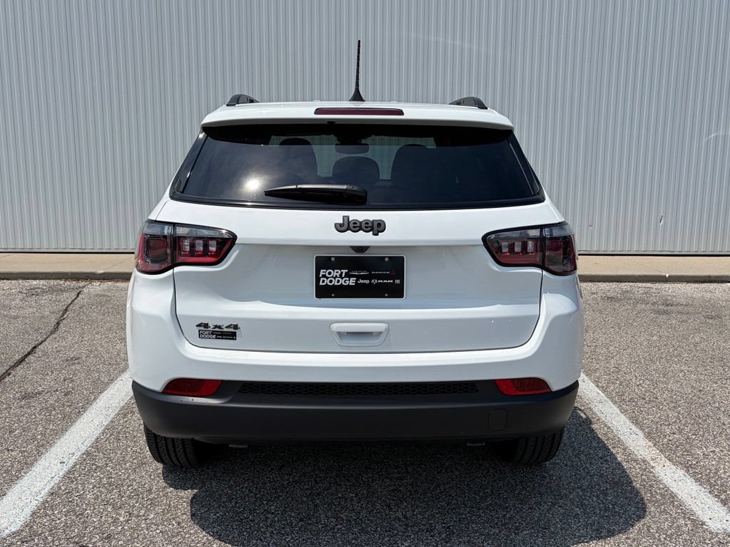New 2026 Jeep Compass Latitude AWD/4WD image 5