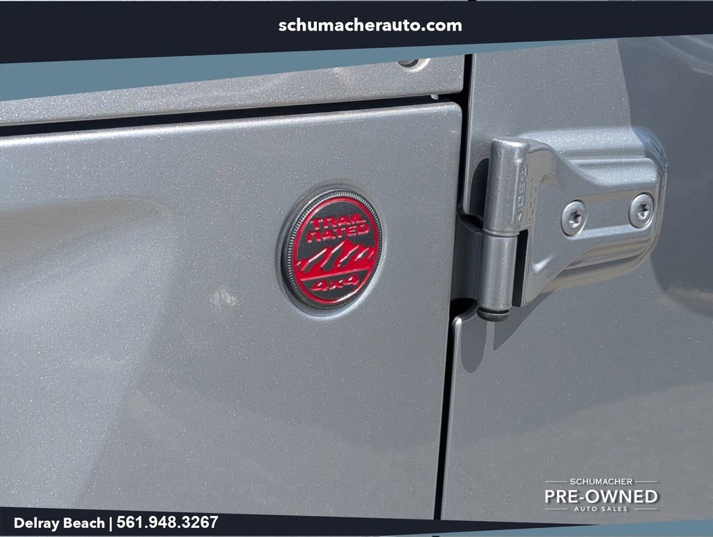 Used 2020 Jeep Wrangler Unlimited Rubicon AWD/4WD image 11