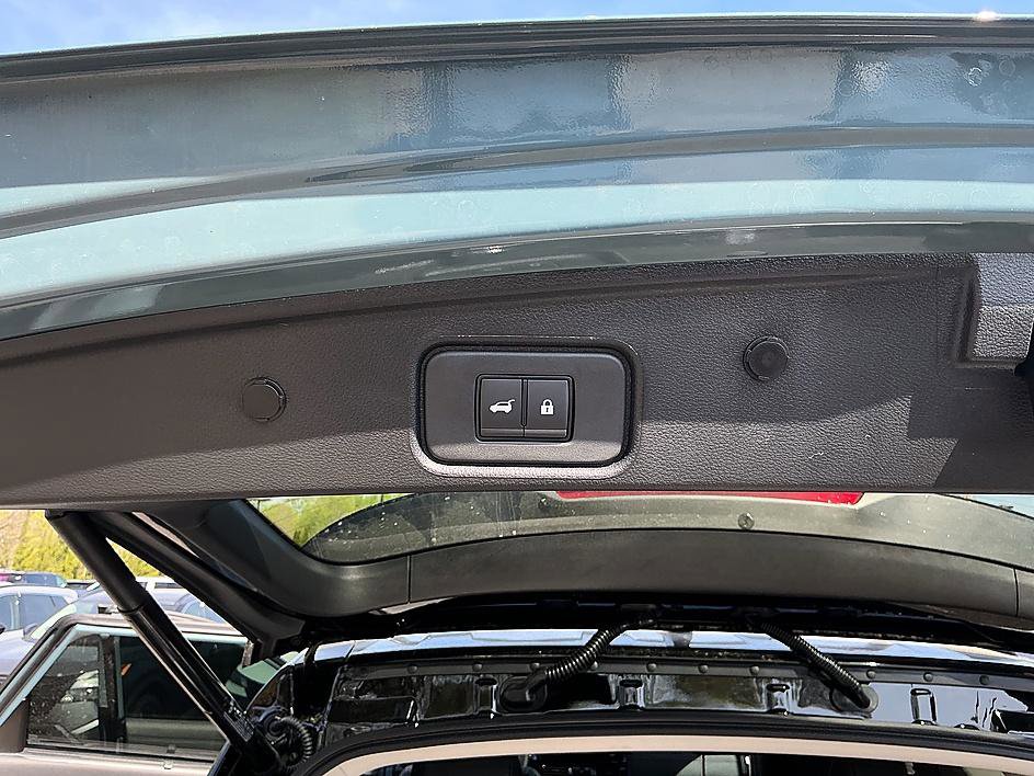 New 2026 Nissan Pathfinder Platinum image 25