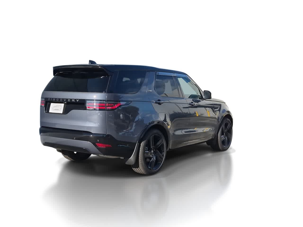 Certified 2025 Land Rover Discovery Dynamic SE AWD/4WD image 8
