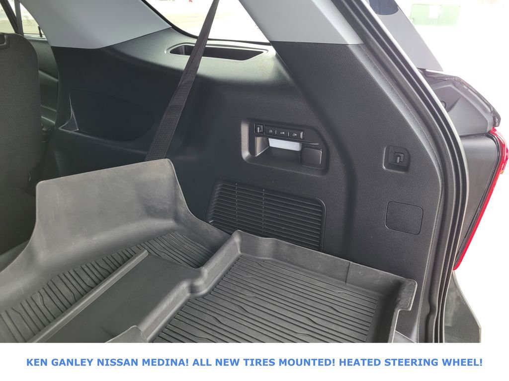 Used 2022 Ford Explorer Limited w/ Equipment Group 301A image 47